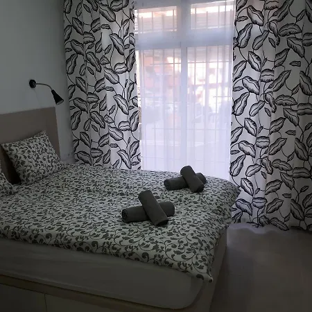 Plaza Ifach Oda ve Kahvaltı