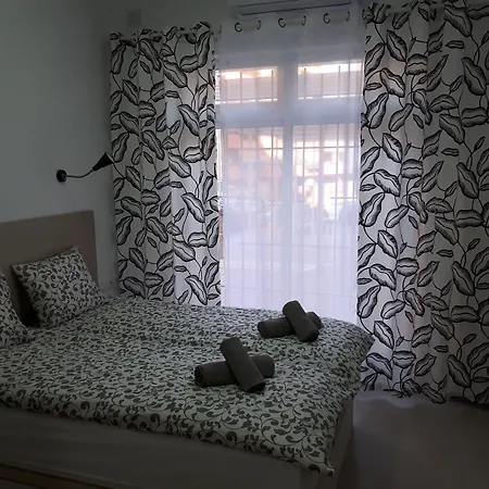 فندق مبيت وإفطار Plaza Ifach 3*